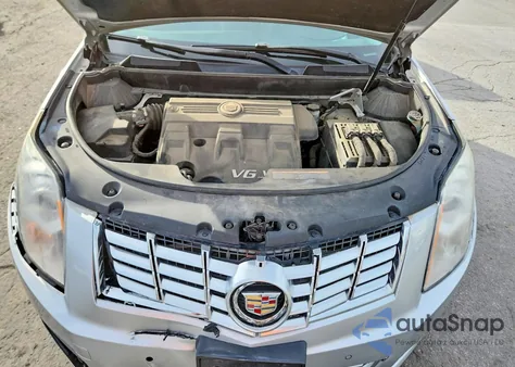 2016 Cadillac Srx Luxury Collection z USA, uszkodzony, nr VIN 3GYFNBE3XGS547462